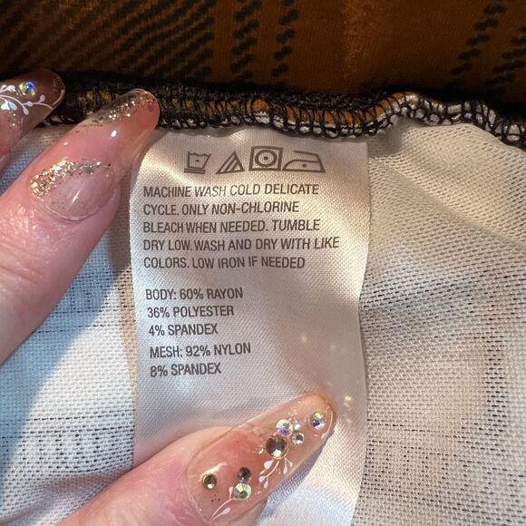 Iman trousers 2 PAIR colors warm tones brown/navy, cool tones black & White. - Picture 11 of 14